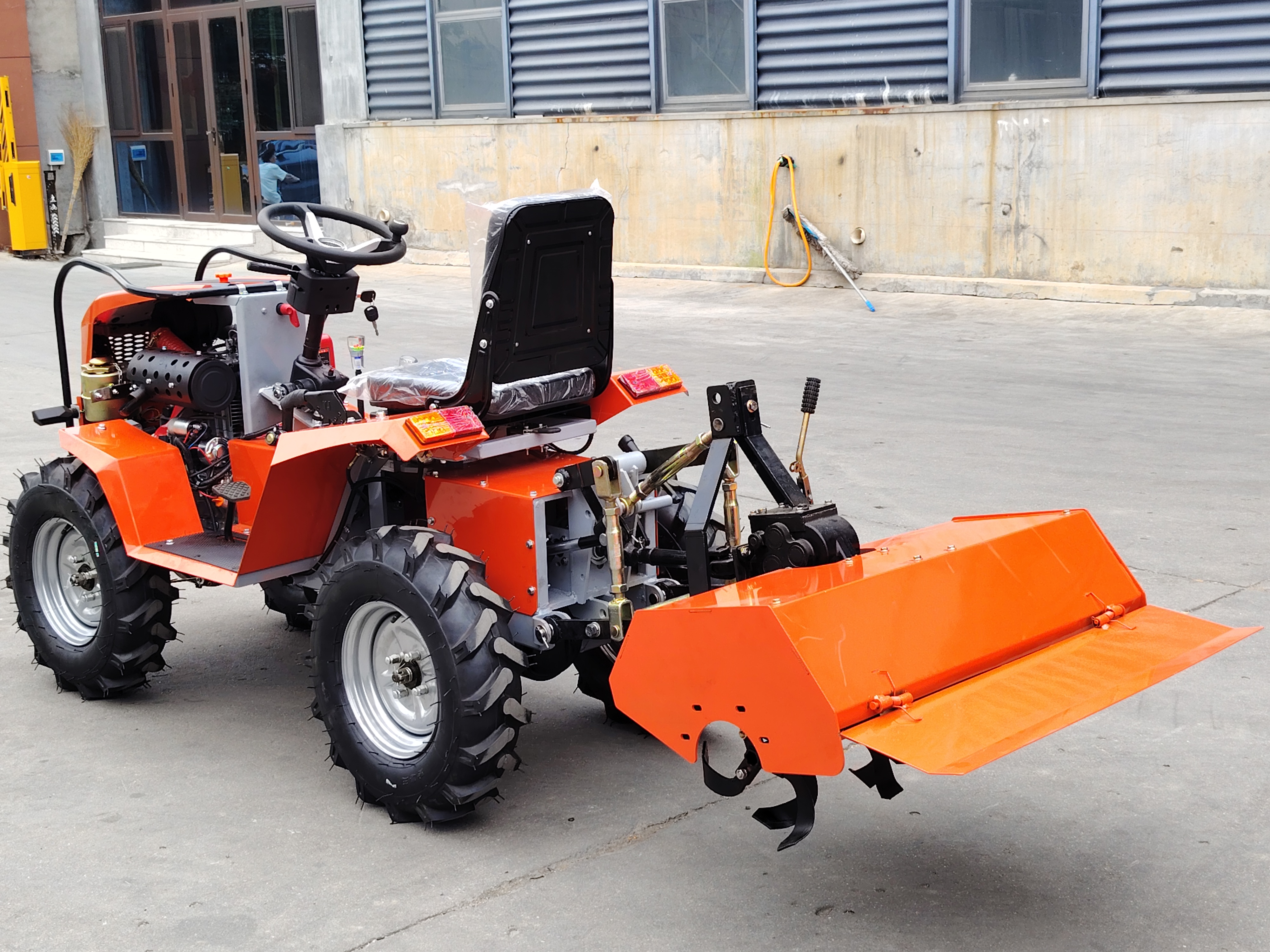 All Terrain Wheeled Agricultur - Tractor Implement reseña y precio